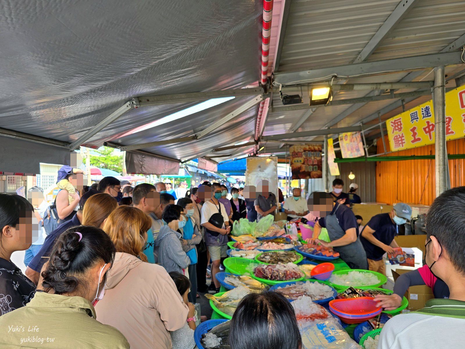 高雄景點|興達港觀光漁市|美食超多又不貴~想吃百元熱炒也有 - yuki.tw