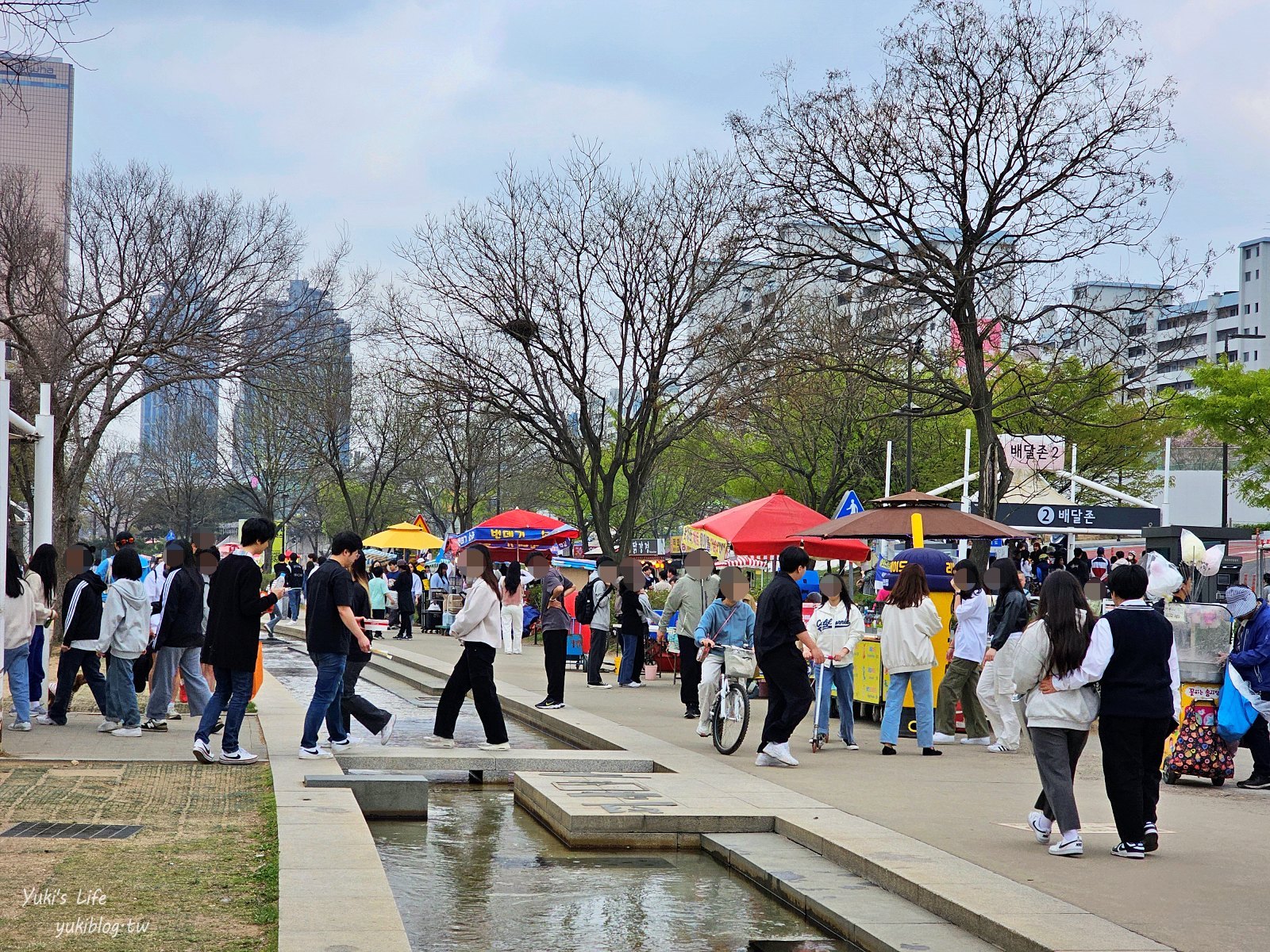 首爾景點》汝矣島漢江公園，野餐賞櫻花攻略！人來就好直接租野餐墊超方便！韓劇迷必朝聖 - yuki.tw