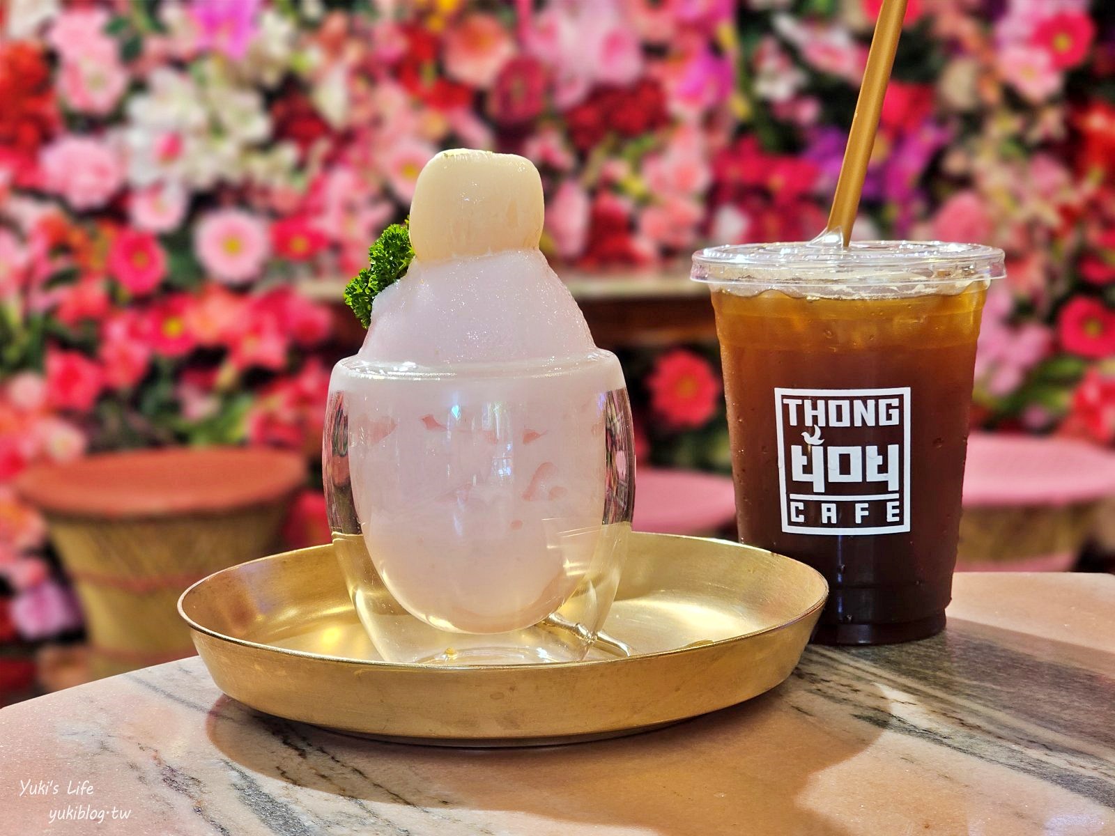 曼谷網美咖啡廳【Thongyoy Cafe】來當花仙子，平價飲料，叢林圍繞的夢幻幸福感 - yuki.tw