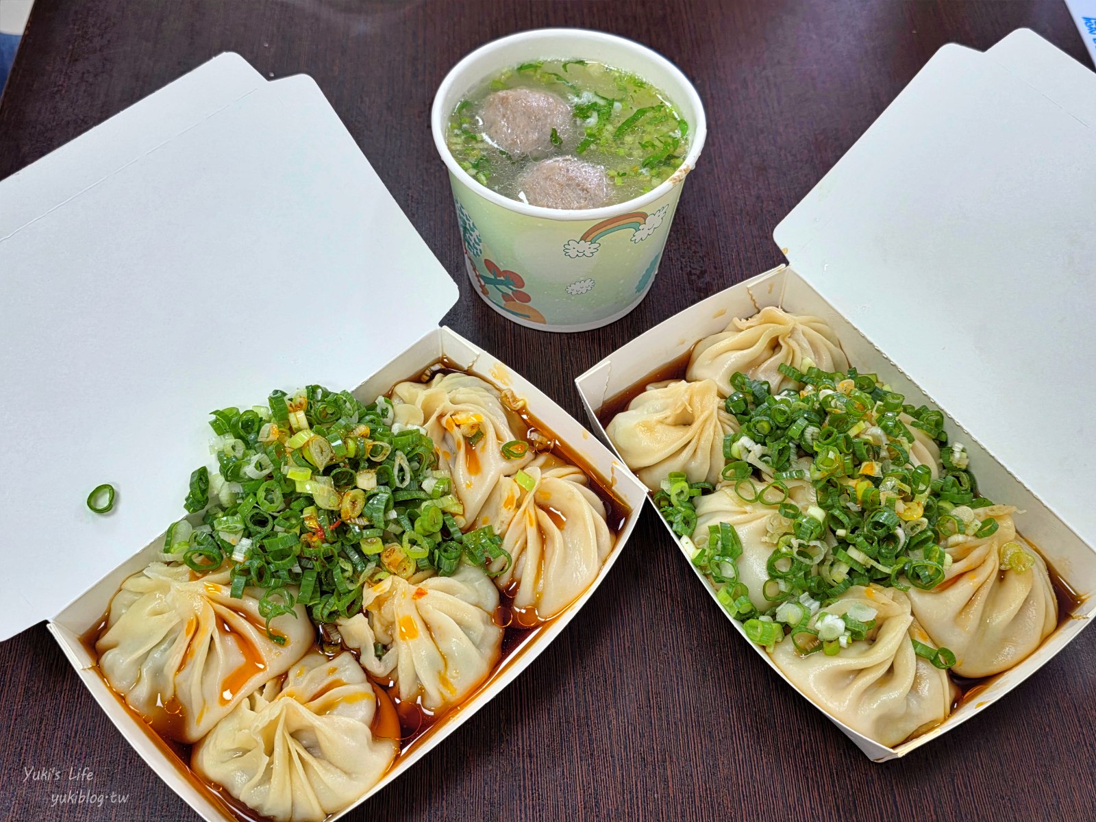 20250715184204_0_ca8690 苗栗頭份必吃美食【鮮肉湯包】超人氣排隊湯包，加蔥加到爆，料多鮮美超好吃