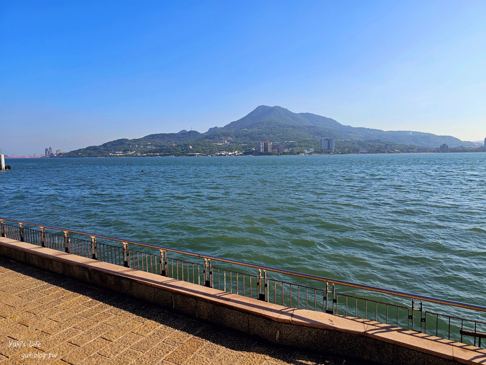 淡水景觀餐廳【水灣餐廳榕堤店】淡水TOP河景餐廳！秒飛峇里島浪漫約會首選 - yuki.tw