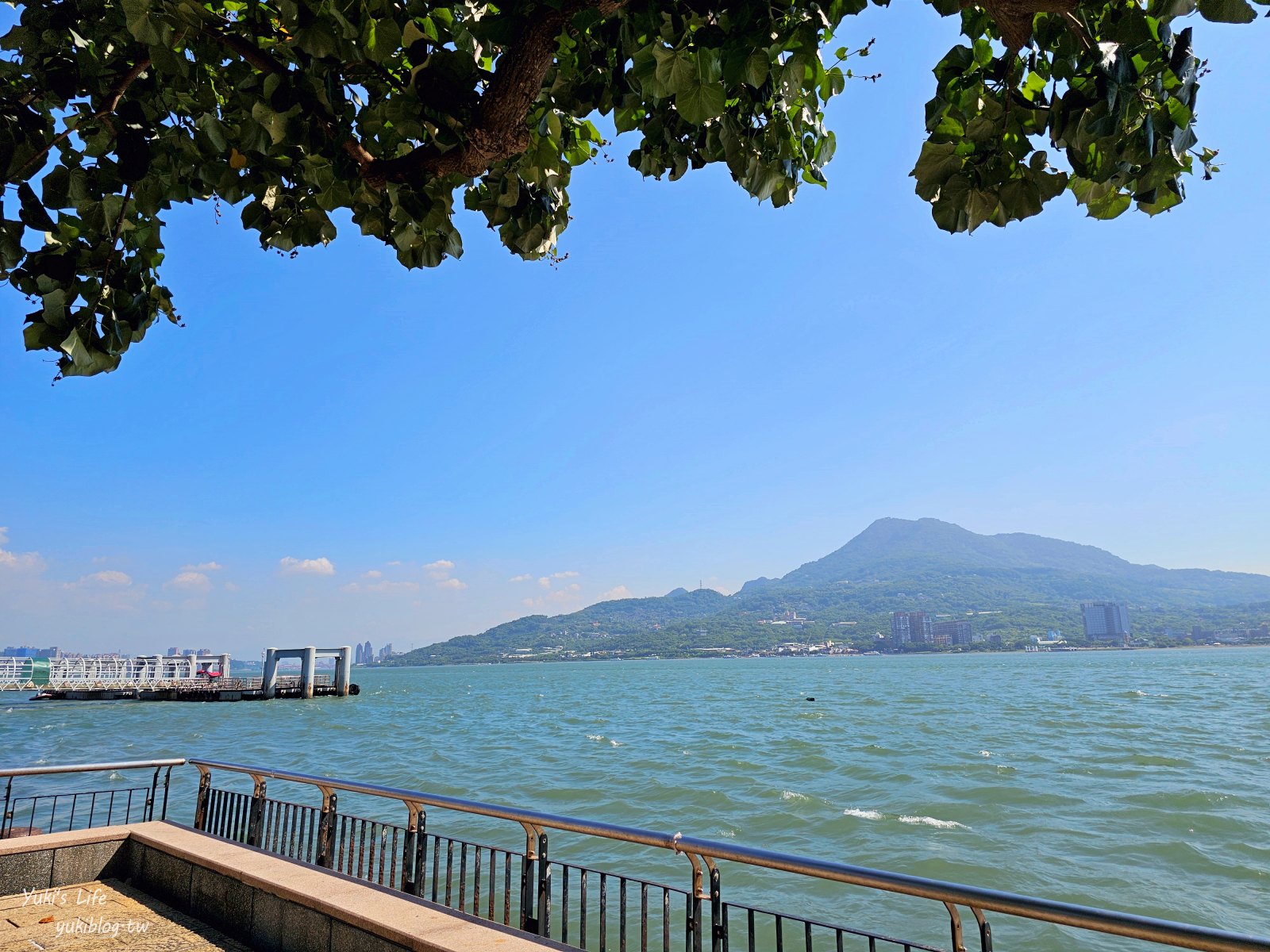 淡水景觀餐廳【水灣餐廳榕堤店】淡水TOP河景餐廳！秒飛峇里島浪漫約會首選 - yuki.tw