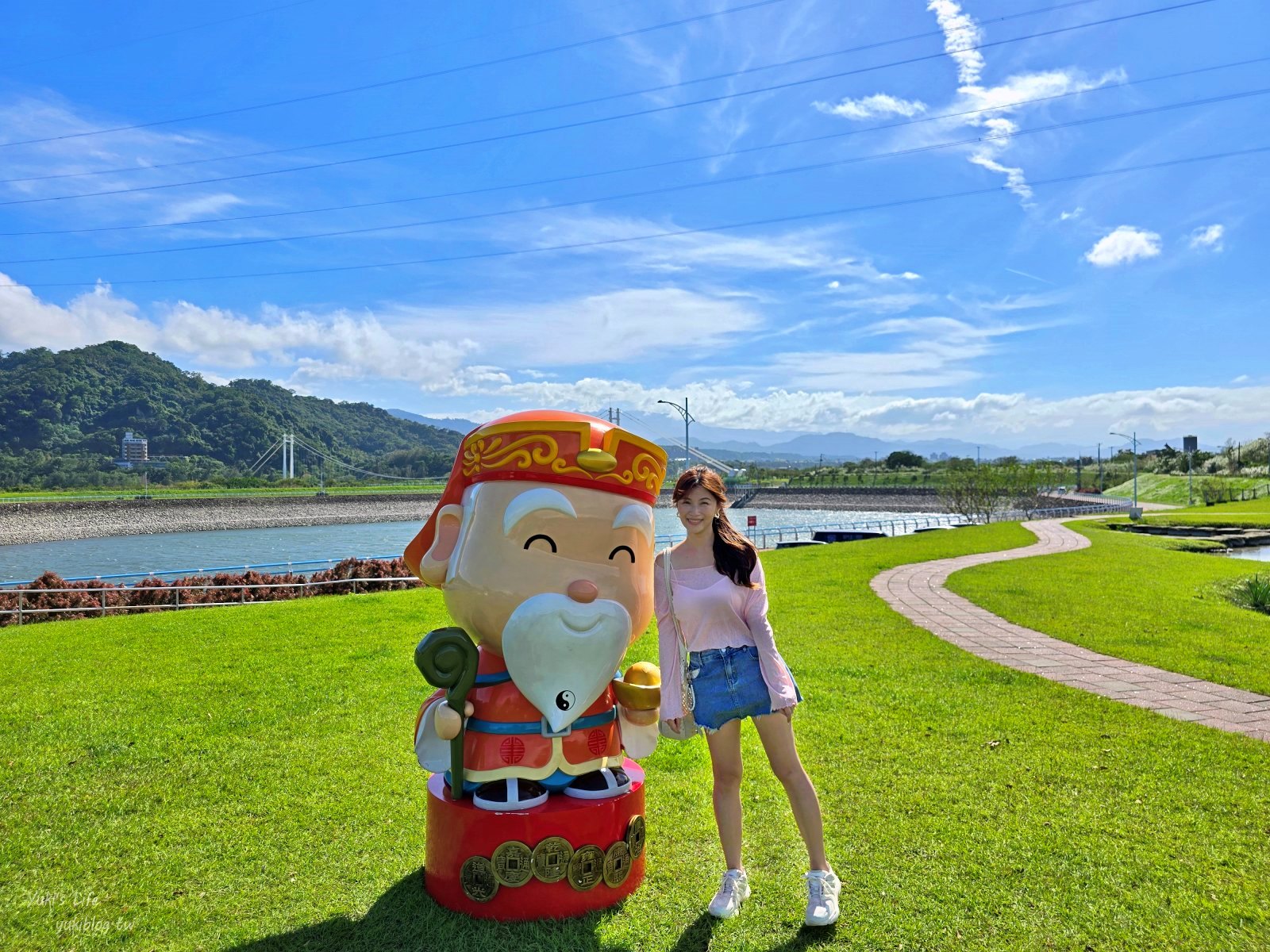 桃園大溪景點：七張福德宮廟，盡收中庄調整池美景，假日市集玩樂趣！ - yuki.tw