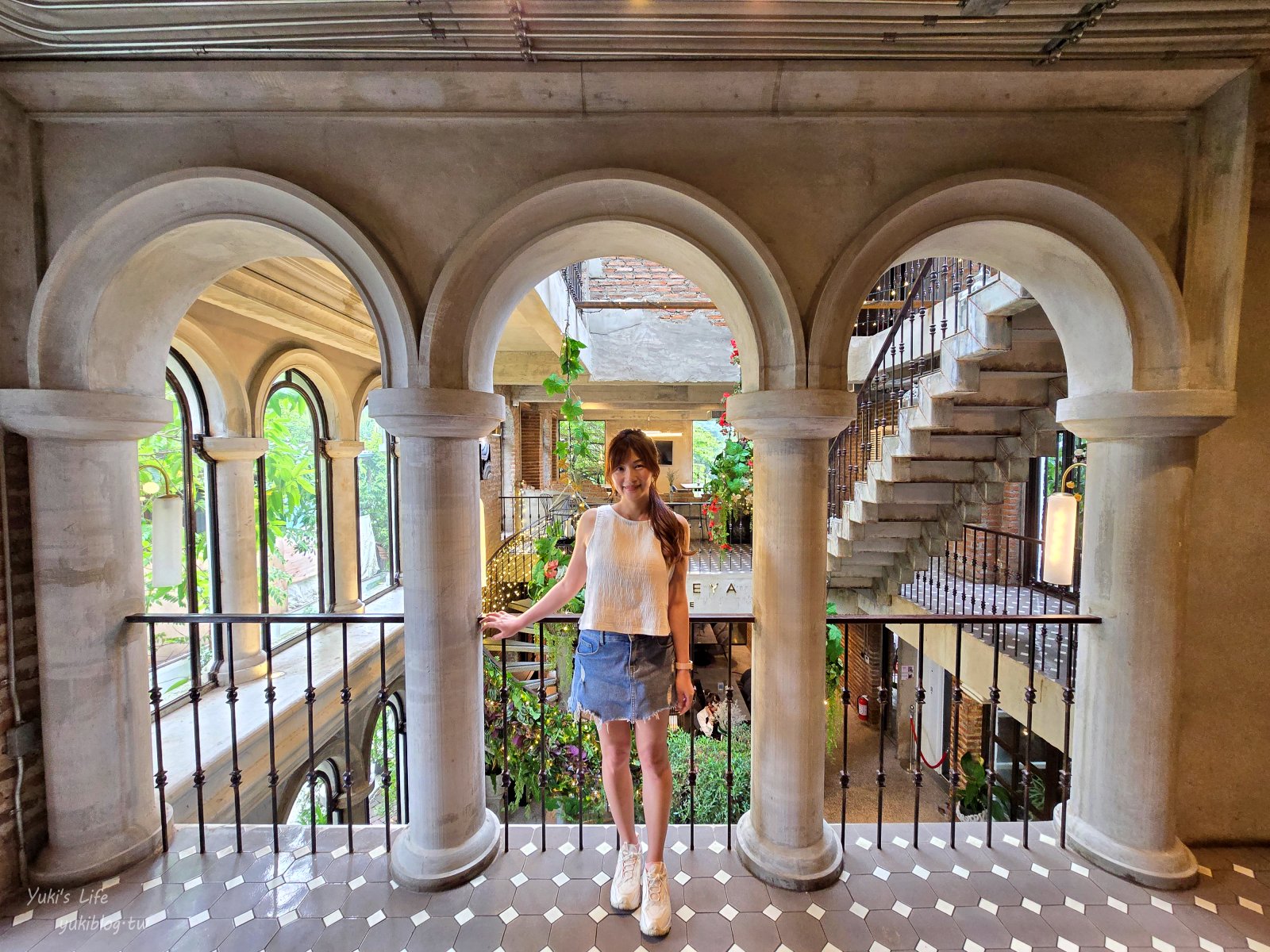 20250511004728_0_602673 曼谷網美咖啡廳「Cataleya Estate」古典控必訪！秒穿越歐洲，每個角落都是你的攝影棚！