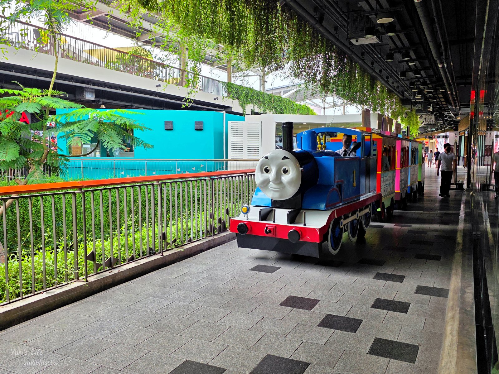 20250511010641_0_ea984d 曼谷逛膩市區景點？來這間像動物森林的Central Eastville百貨公司chill一下！