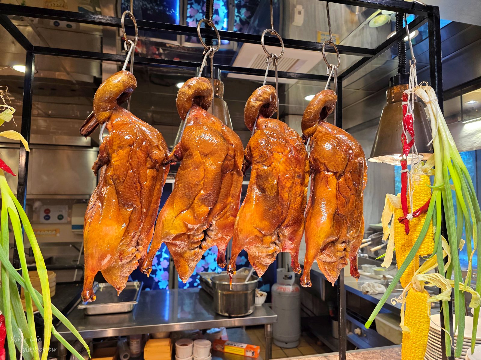 20250517234311_0_fe7bf2 礁溪長榮鳳凰酒店「鳳凰飴號」新登場！免費星巴克咖啡和點心，晚上Loung Bar暢飲！