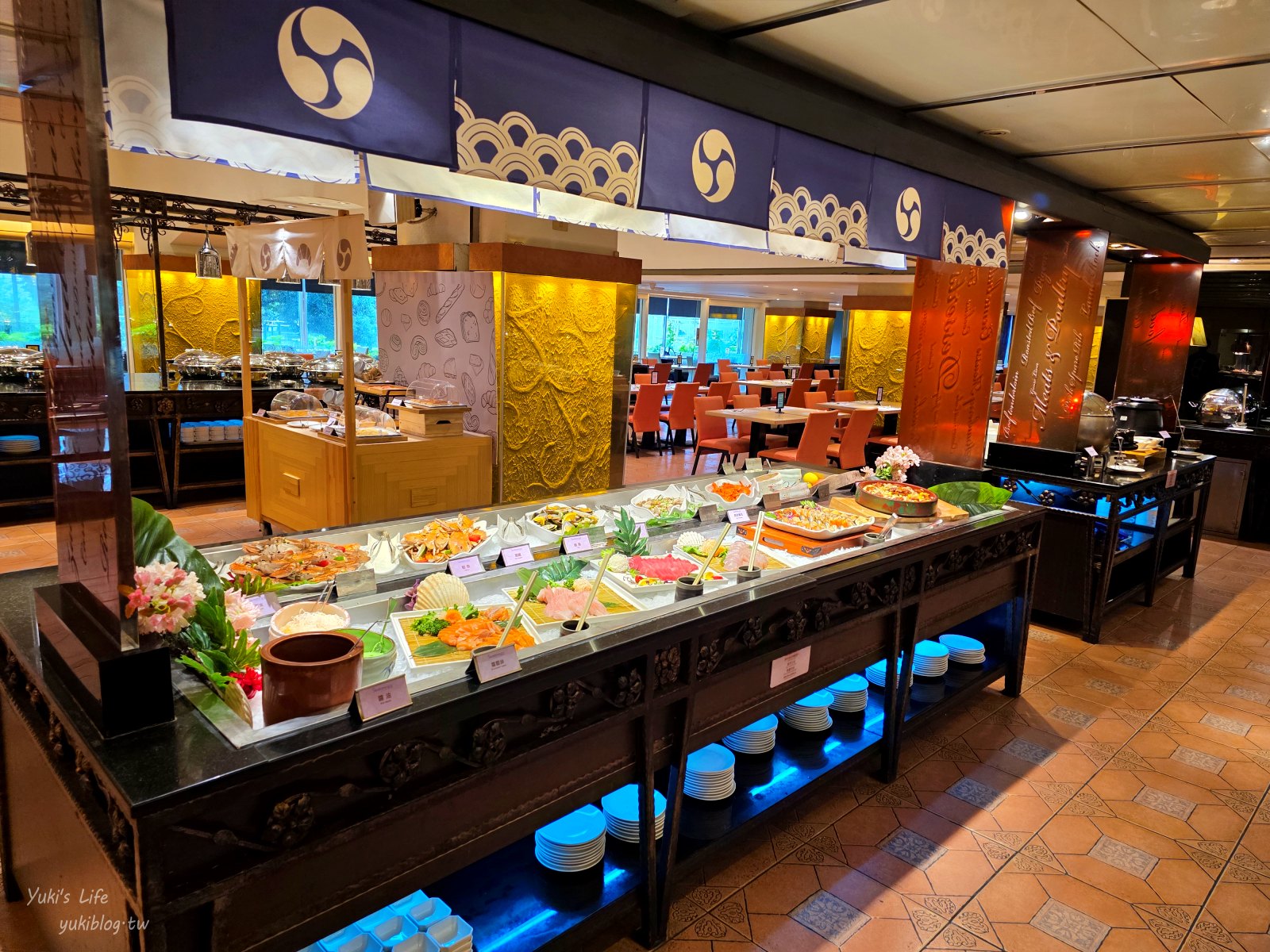20250610170203_0_0be1b5 台中清新溫泉飯店┃吃到飽餐廳.房型.設施介紹：早餐、晚餐、茶午餐、星巴克咖啡