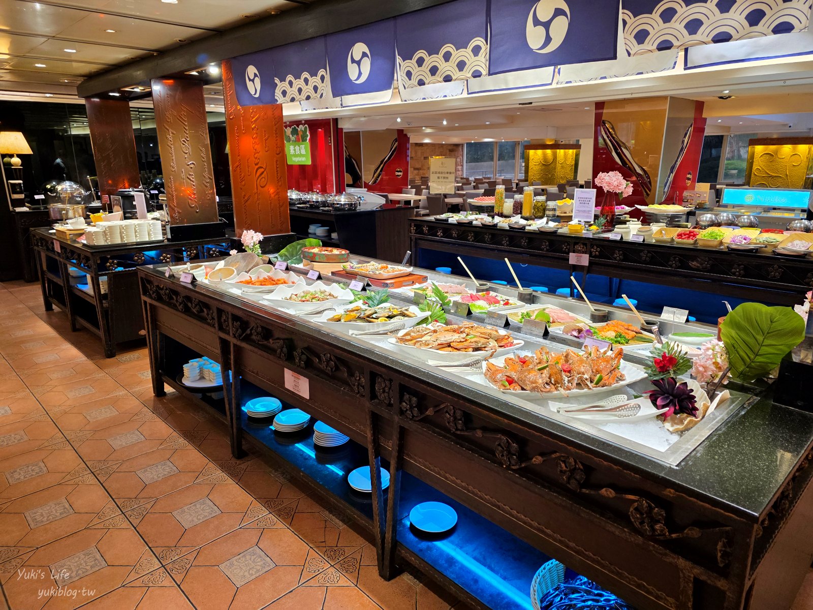 20250610170204_0_a34b49 台中清新溫泉飯店┃吃到飽餐廳.房型.設施介紹：早餐、晚餐、茶午餐、星巴克咖啡