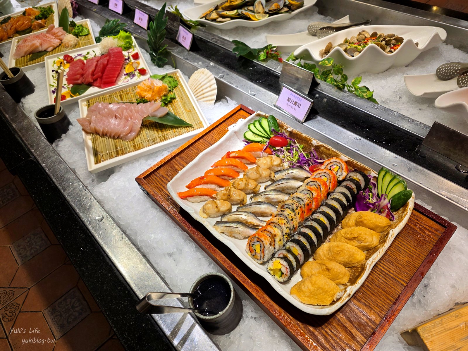20250610170207_0_62dd36 台中清新溫泉飯店┃吃到飽餐廳.房型.設施介紹：早餐、晚餐、茶午餐、星巴克咖啡