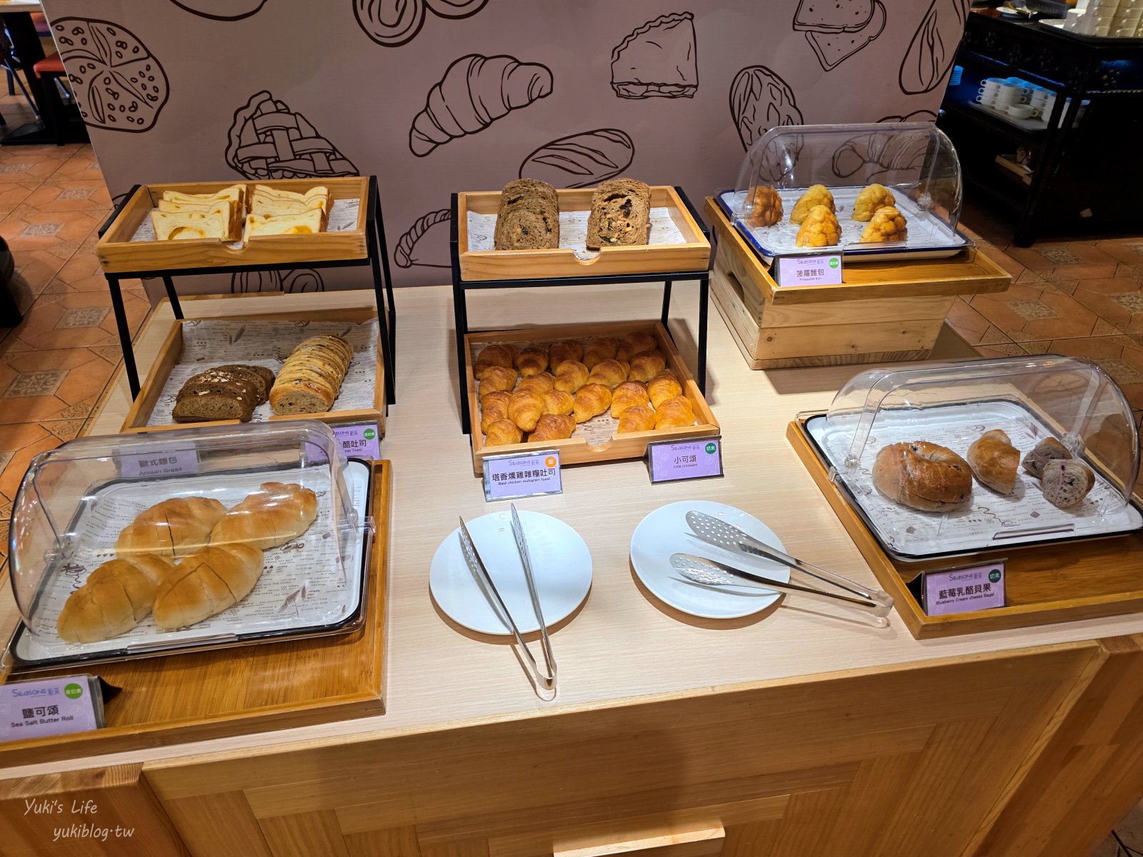 20250610170249_0_bcee4b 台中清新溫泉飯店┃吃到飽餐廳.房型.設施介紹:早餐、晚餐、茶午餐、星巴克咖啡