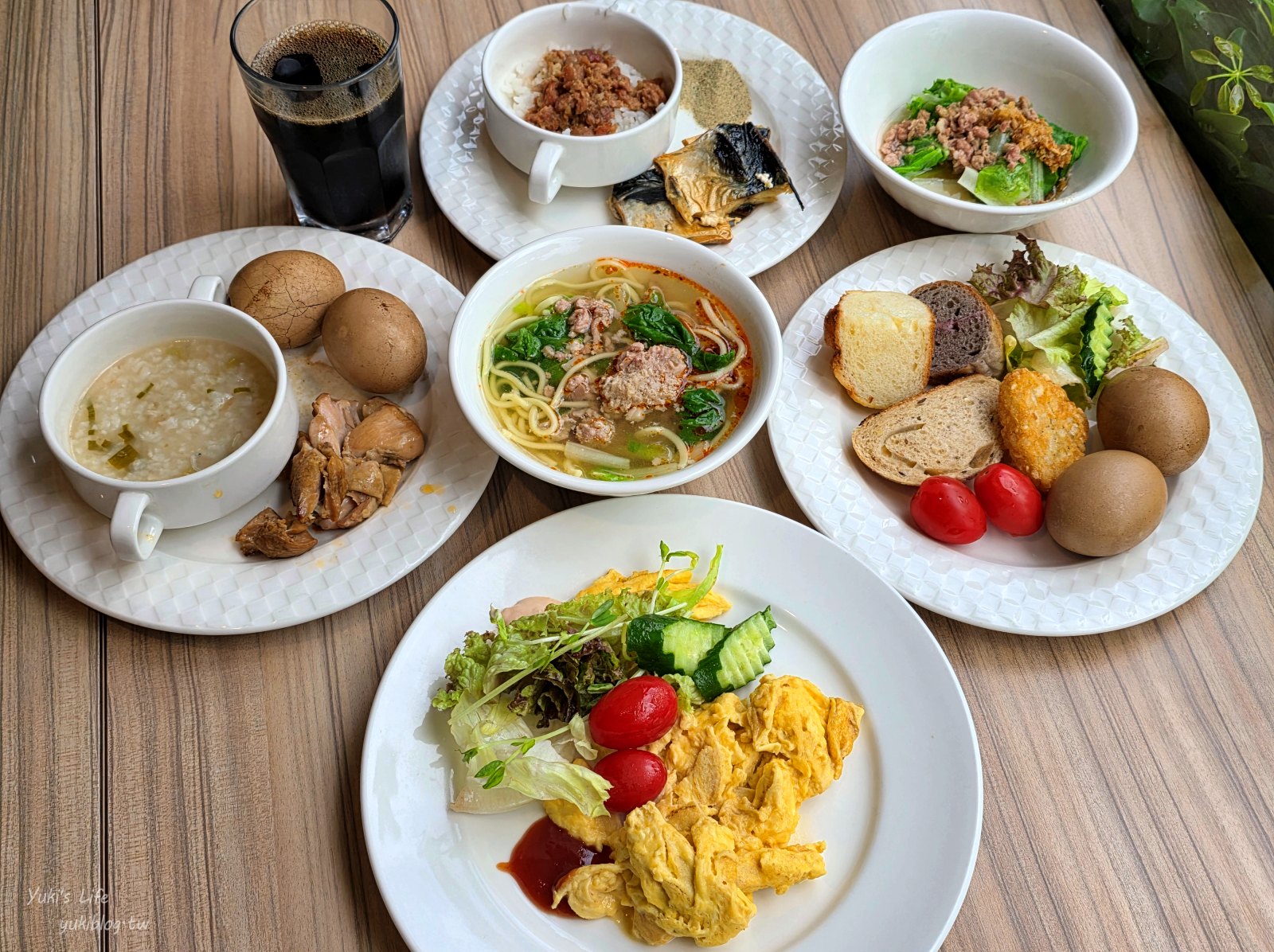 20250610170303_0_f956b9 台中清新溫泉飯店┃吃到飽餐廳.房型.設施介紹:早餐、晚餐、茶午餐、星巴克咖啡