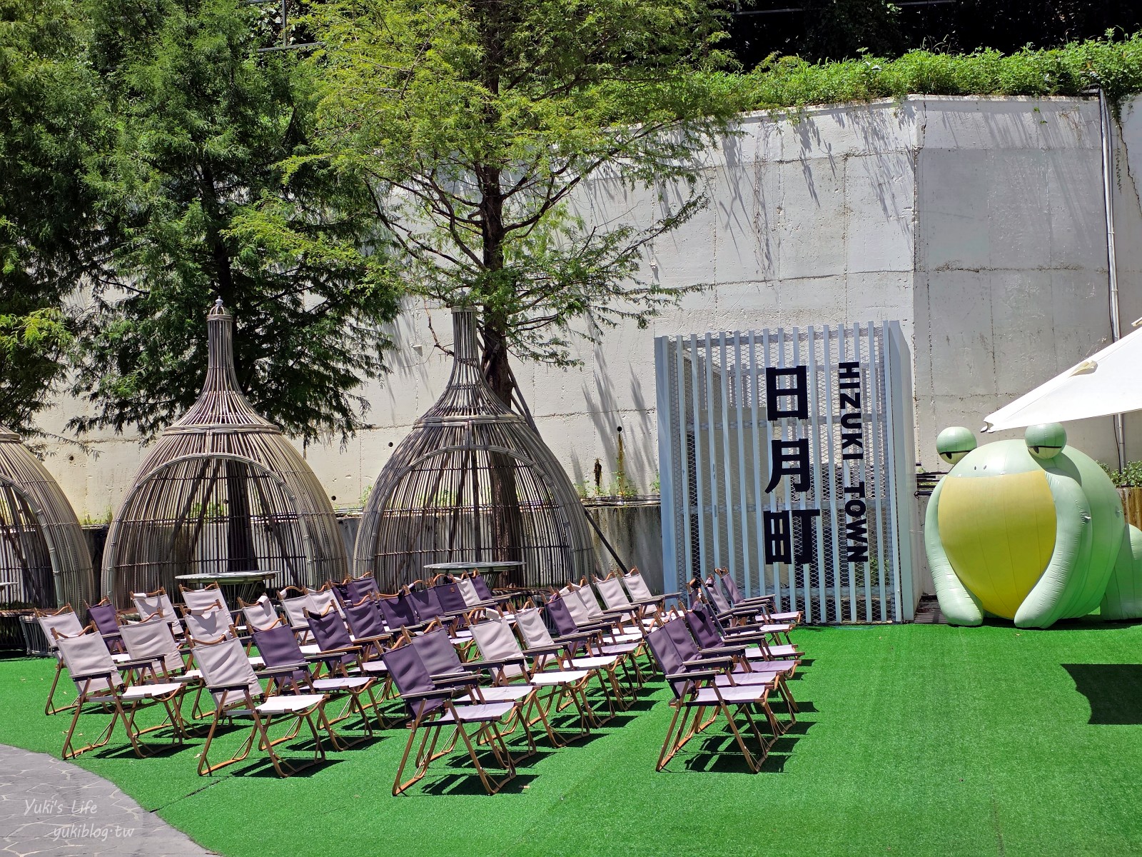 20250822174942_0_694c3e 埔里新地標！日月町商場：純白建築超好拍，還有餐車市集可以逛！