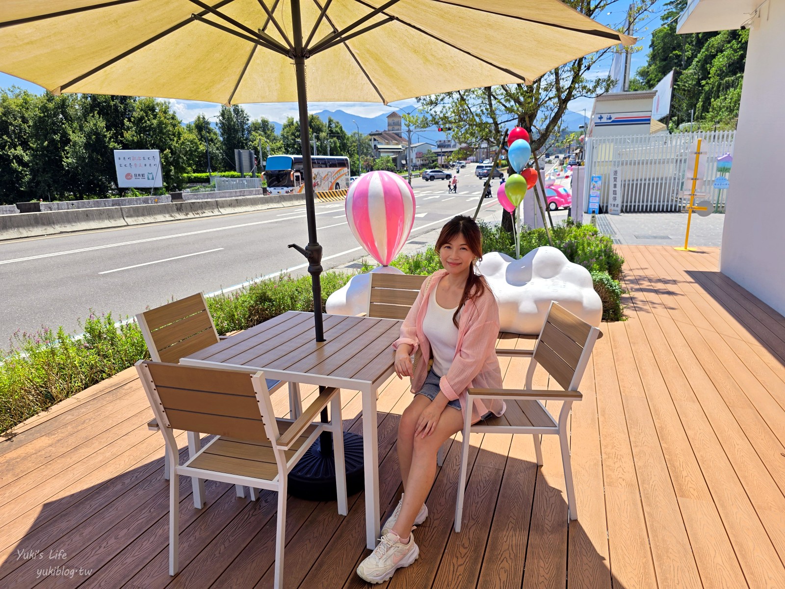 20250822174943_0_aab7ff 埔里新地標！日月町商場：純白建築超好拍，還有餐車市集可以逛！