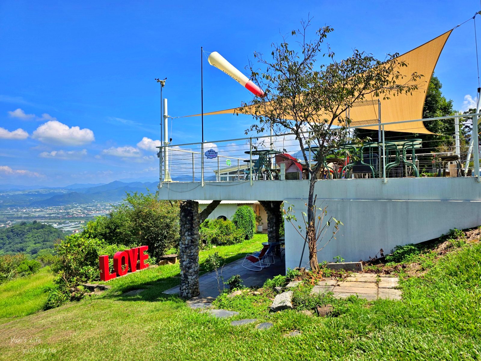 20250910162017_0_6a322e 開箱埔里療癒系景觀餐廳：虎嘯山嵐，大草原拍出仙氣美照，還能體驗飛行傘！
