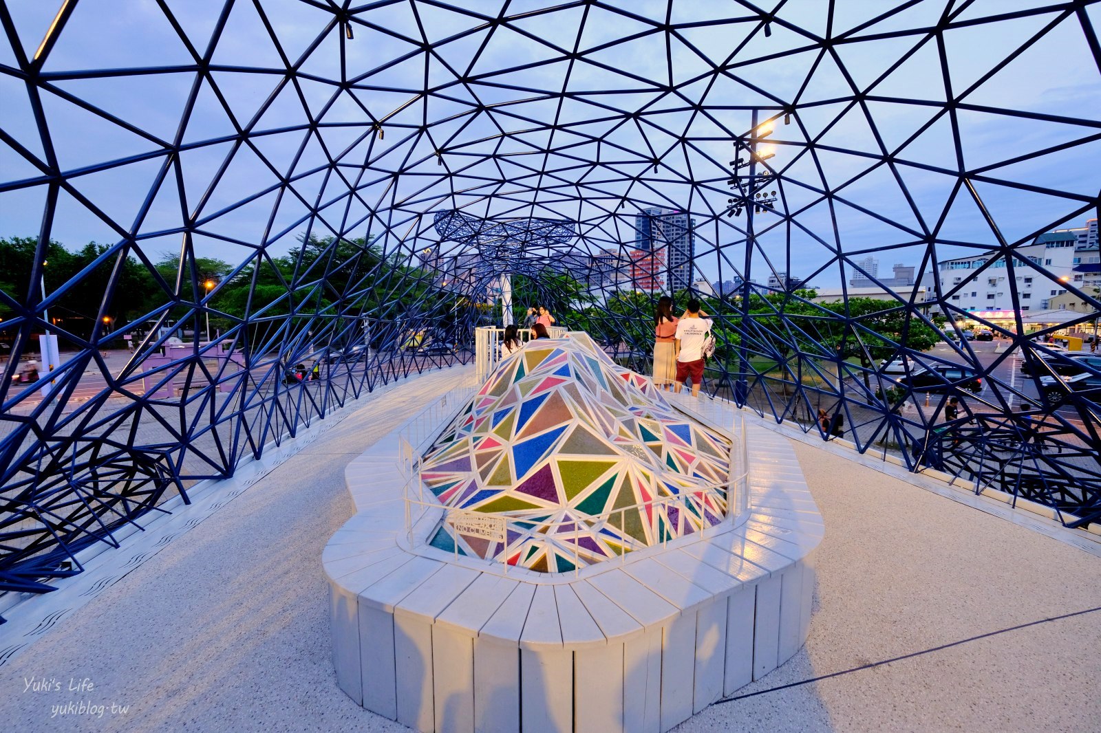 20250915160806_0_545fa1 巨大水豚來台南！卡比胖拉出沒，9/13-10/19在安平漁人碼頭