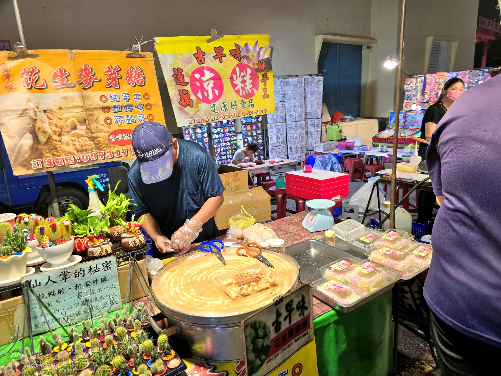 20251001140229_0_9db9dc 高雄│蚵仔寮夜市/蚵赤夜市│週四限定！海邊夜市必吃美食大公開