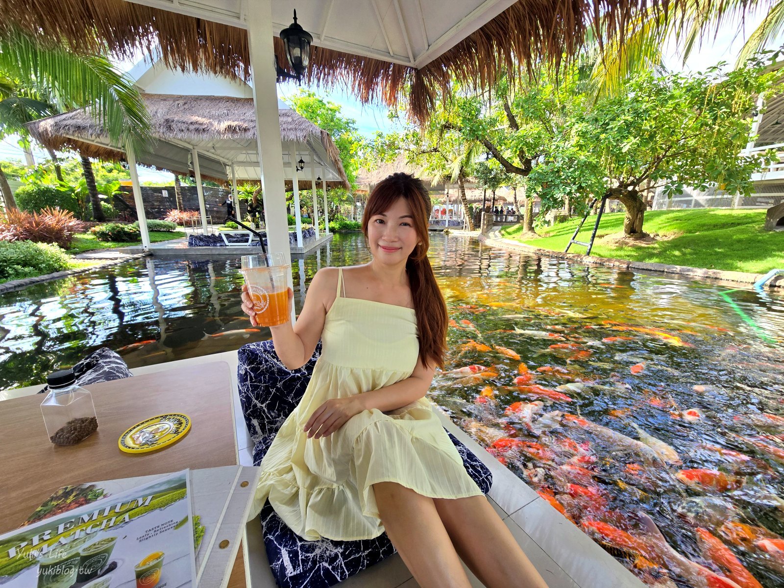 20251009152852_0_09c991 泰國芭達雅最chill秘境!Pa Boon Cafe 夢幻水上屋:零距離餵魚、超萌小動物、恐龍出沒