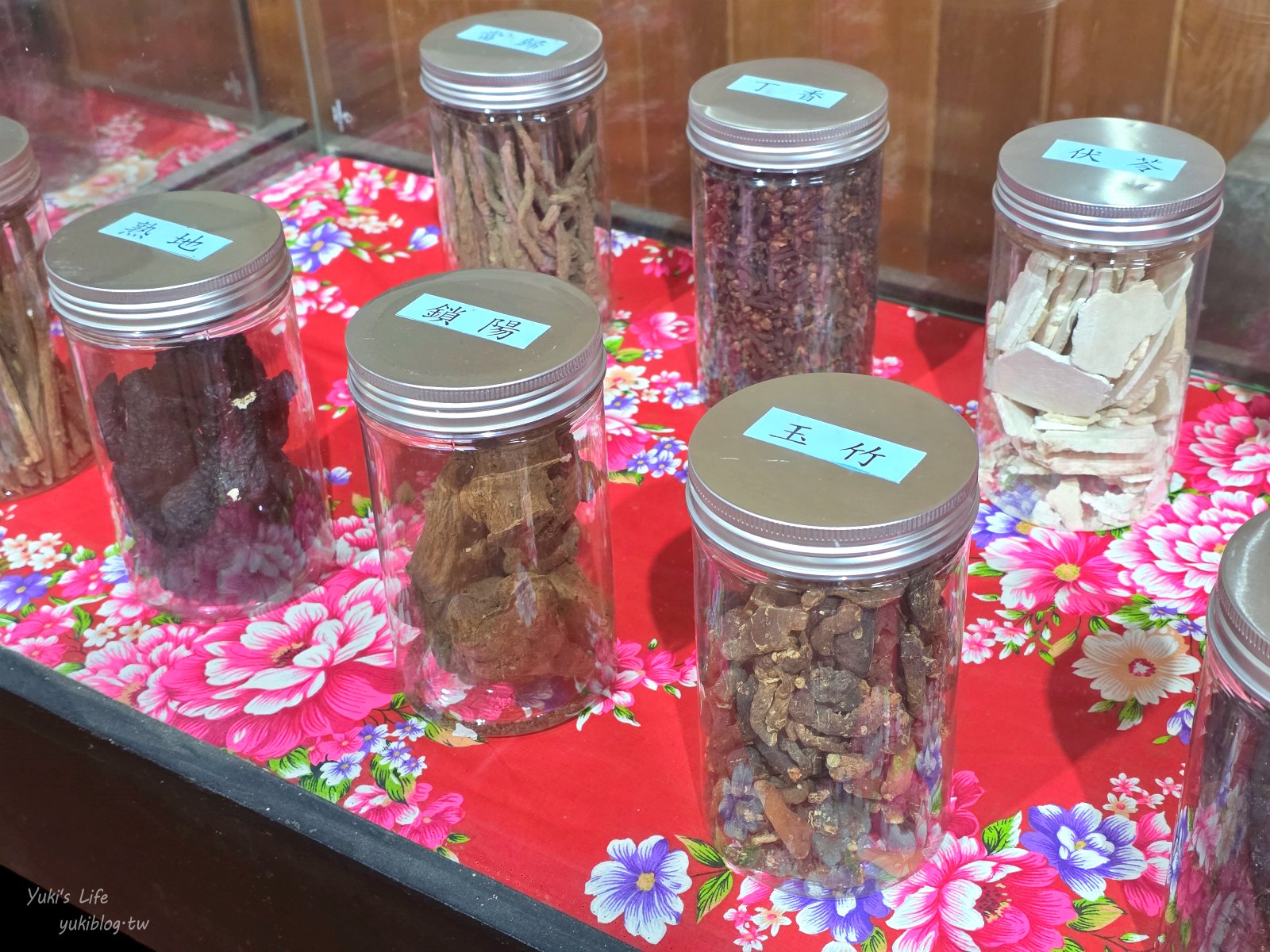 20251020174227_0_20a7eb 台南親子順遊【隆田酒廠】養生酒展長知識,台酒伴手禮補貨