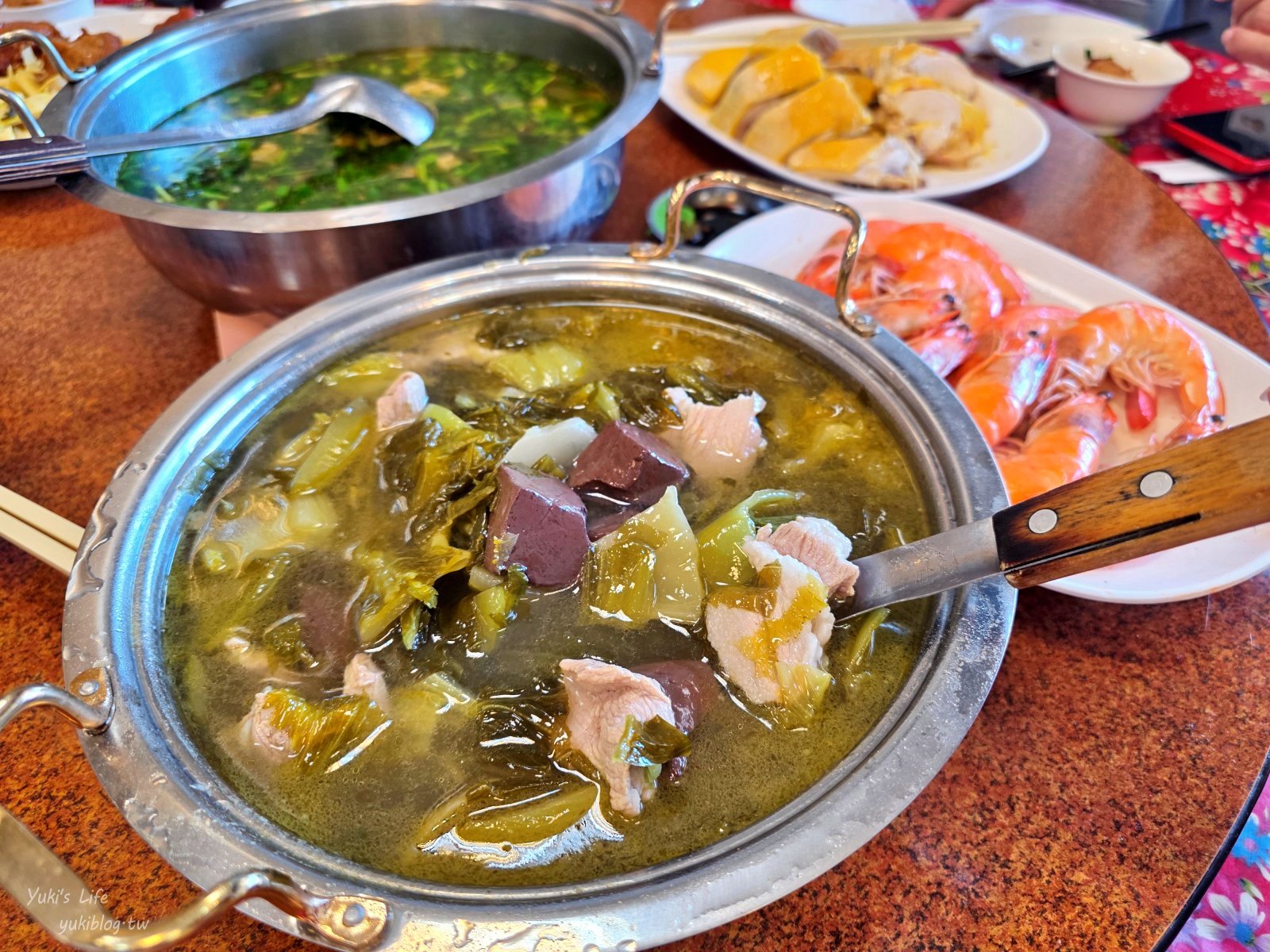 20251023112007_0_1ae0ee 【桃園八德秘境】霄裡一日遊:百年客庄尋寶!霄裡大池、湧泉浣衣池、客家辦桌,高CP值必玩行程!