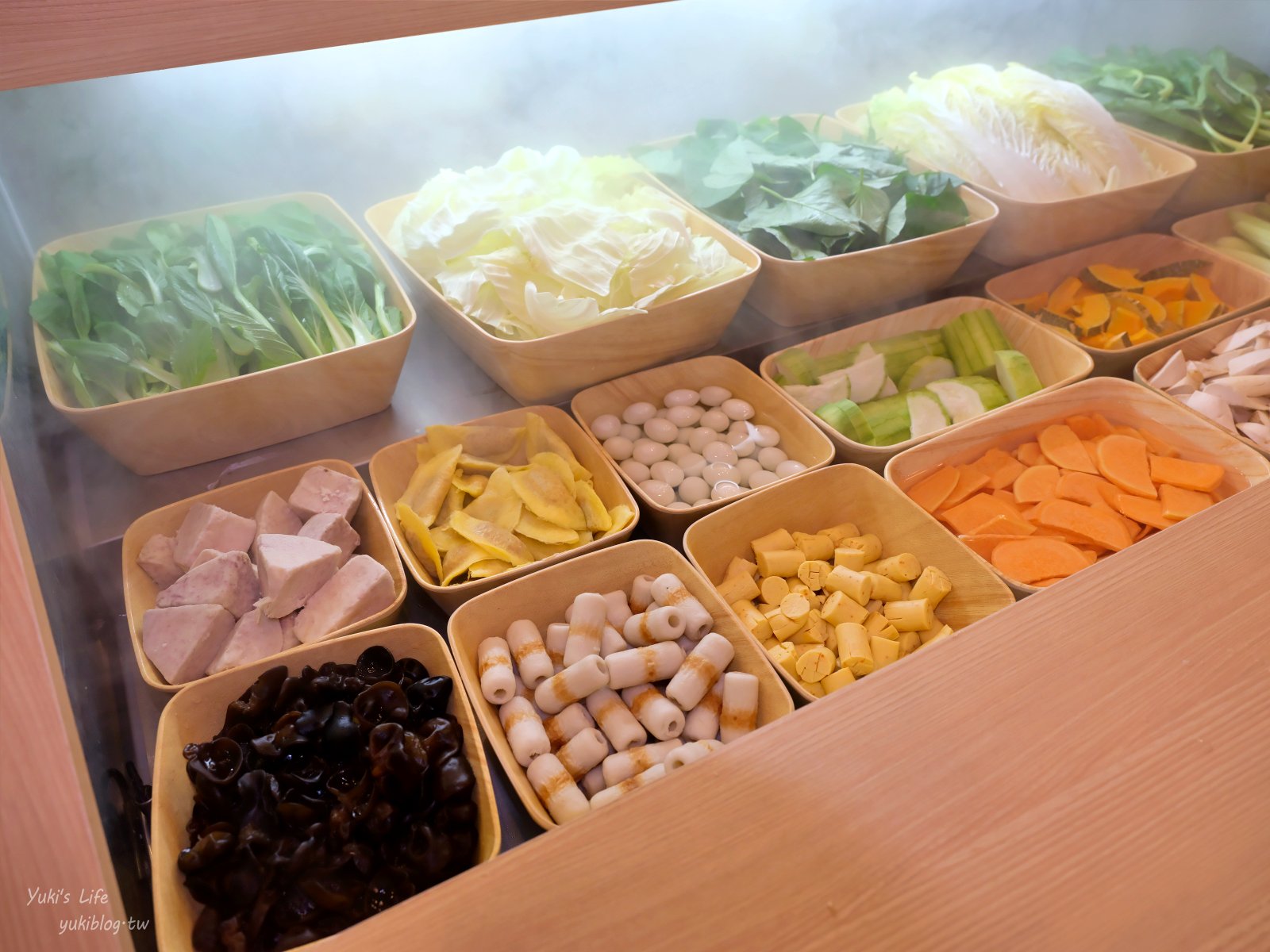 20251208225912_0_c44d10 新莊必吃火鍋【荿蒔 敘鍋物】小農時蔬×繽紛蔬果彩虹麵吃到飽！親子友善送兒童餐(新莊佳瑪店)