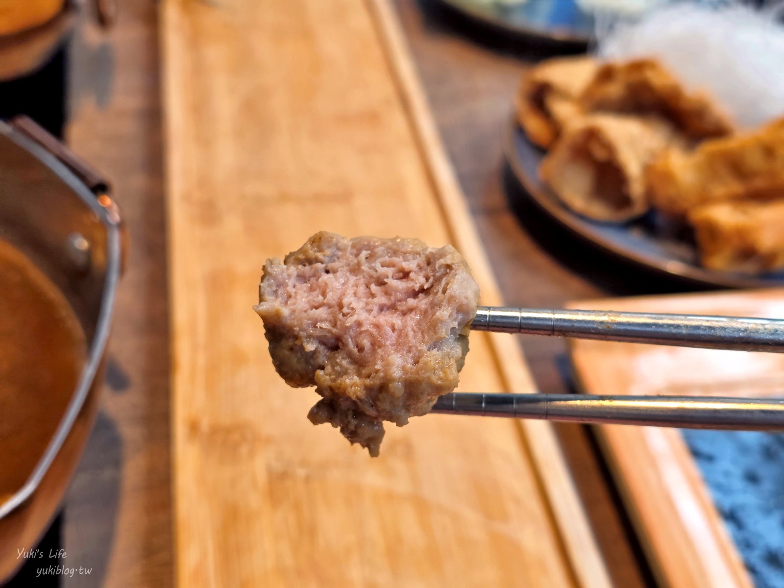 20251209100524_0_32ef8d 新莊必吃火鍋【荿蒔 敘鍋物】小農時蔬×繽紛蔬果彩虹麵吃到飽！親子友善送兒童餐(新莊佳瑪店)