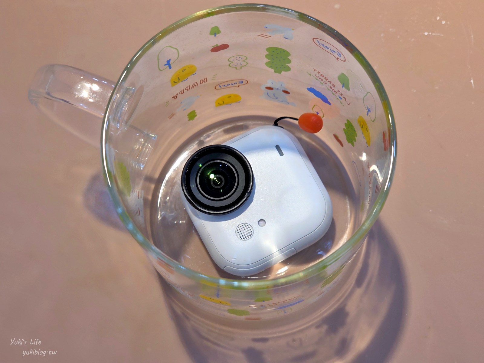 20251210230711_0_0b61e2 就是它！Insta360 GO Ultra：免持解放雙手必備神器！4K高畫質迷你vlog相機開箱（實測影片/照片分享）