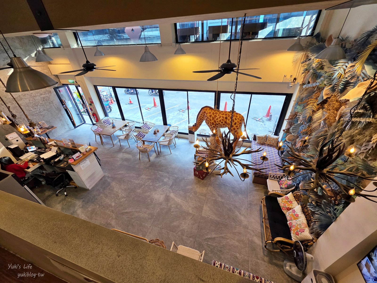 20260126164612_0_9bde3b 【泰國清邁】B Innspire Hotel，夜市及古城旁高CP值住宿！情侶小資族必住，一晚不到千元甜甜價～