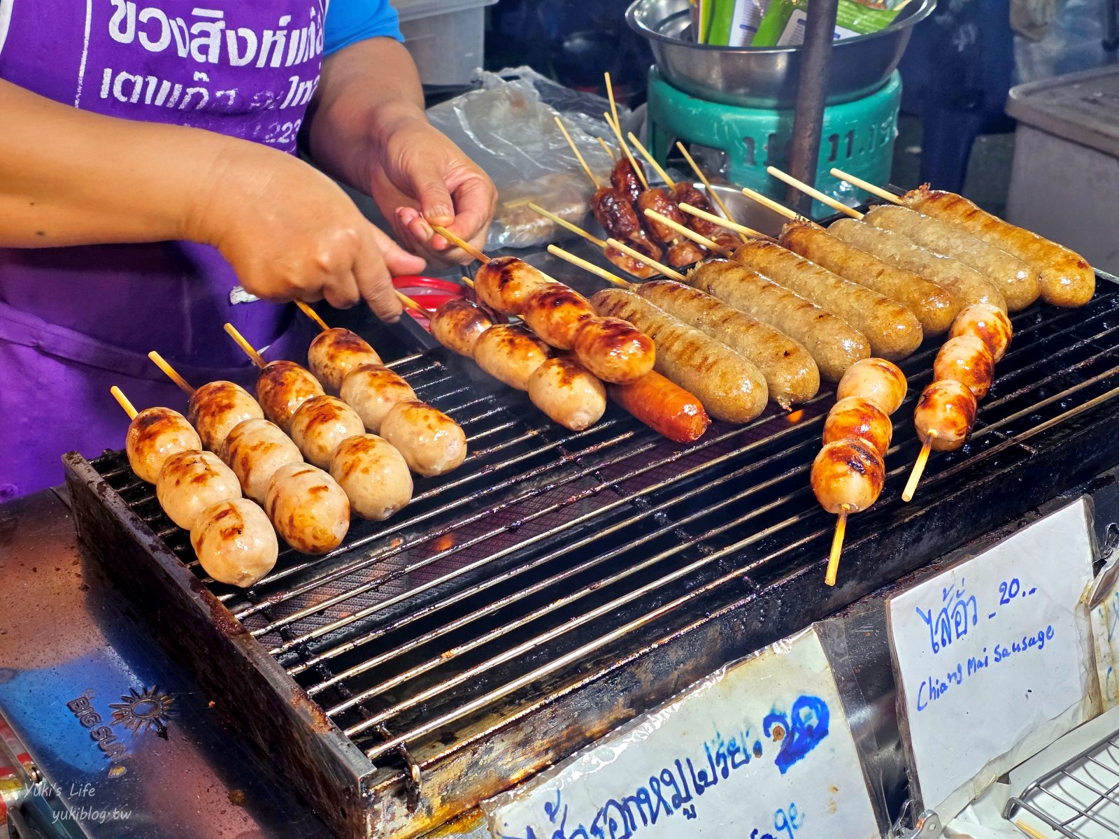 20260126174025_0_f1b3f1 【清邁古城】北門夜市 Chang Phuak Market，每天都有開！美食控超愛鳳飛飛豬腳飯、泰式炒壽喜燒、銷魂香蕉煎餅