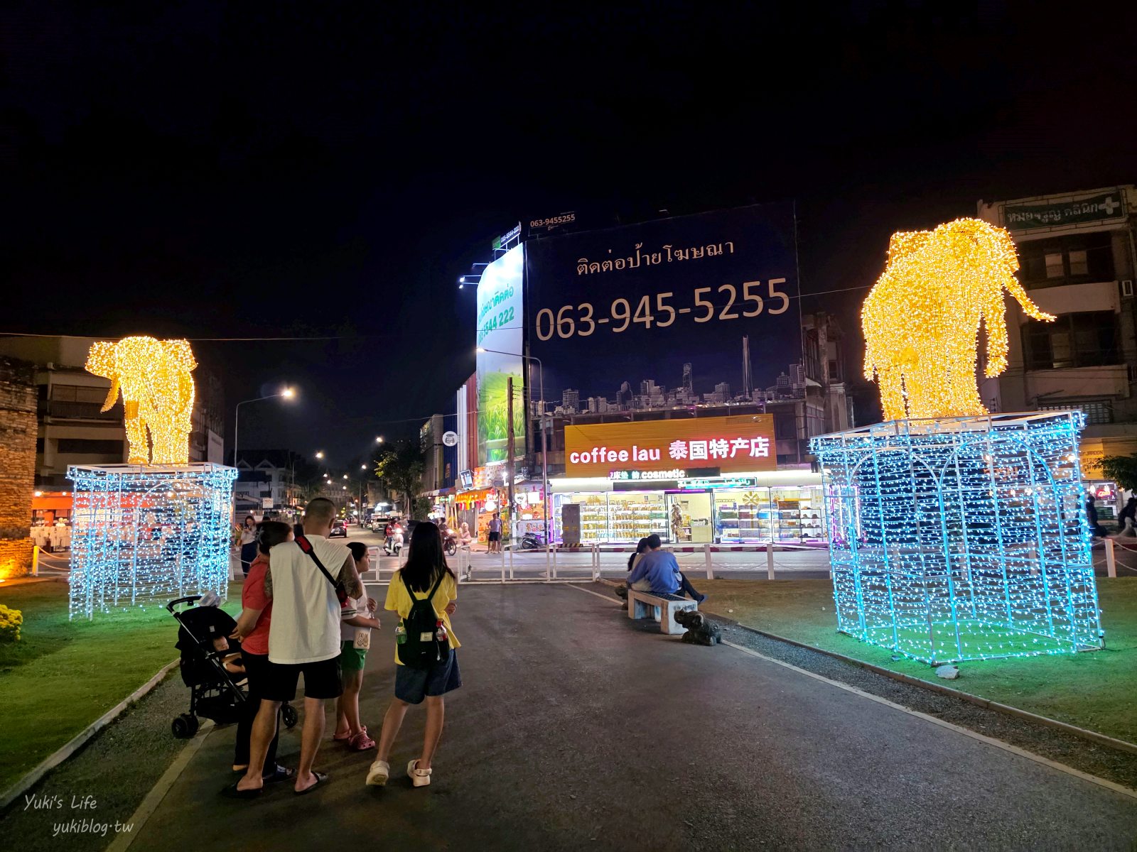 20260126174034_0_350717 【清邁古城】北門夜市 Chang Phuak Market，每天都有開！美食控超愛鳳飛飛豬腳飯、泰式炒壽喜燒、銷魂香蕉煎餅