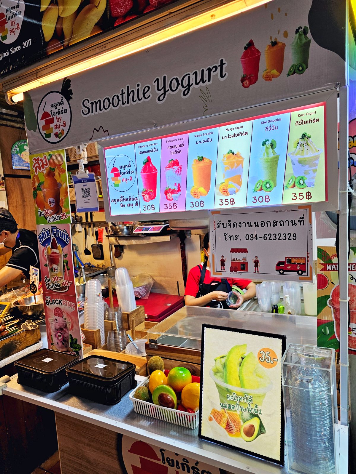 20260126190133_0_0ed2be 【清邁百年市場】瓦洛洛市場：銅板價美食、超值伴手禮，挖寶天堂！