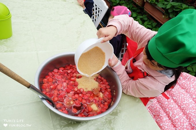 20260131161345_0_5b58bc 【內湖一日遊】紫色吊橋吃豆花草莓pizza、隱藏咖啡廳賞101，免門票落羽松景點野餐超chill！情侶約會、親子放電！