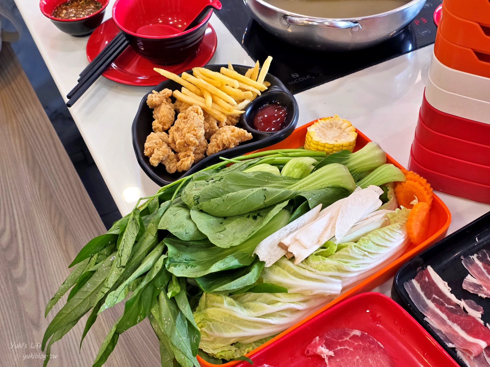 20260313150344_0_ea86f8 清邁美食【Suki Teenoi】219泰銖 泰式火鍋吃到飽,無限食材和炸物超狂!