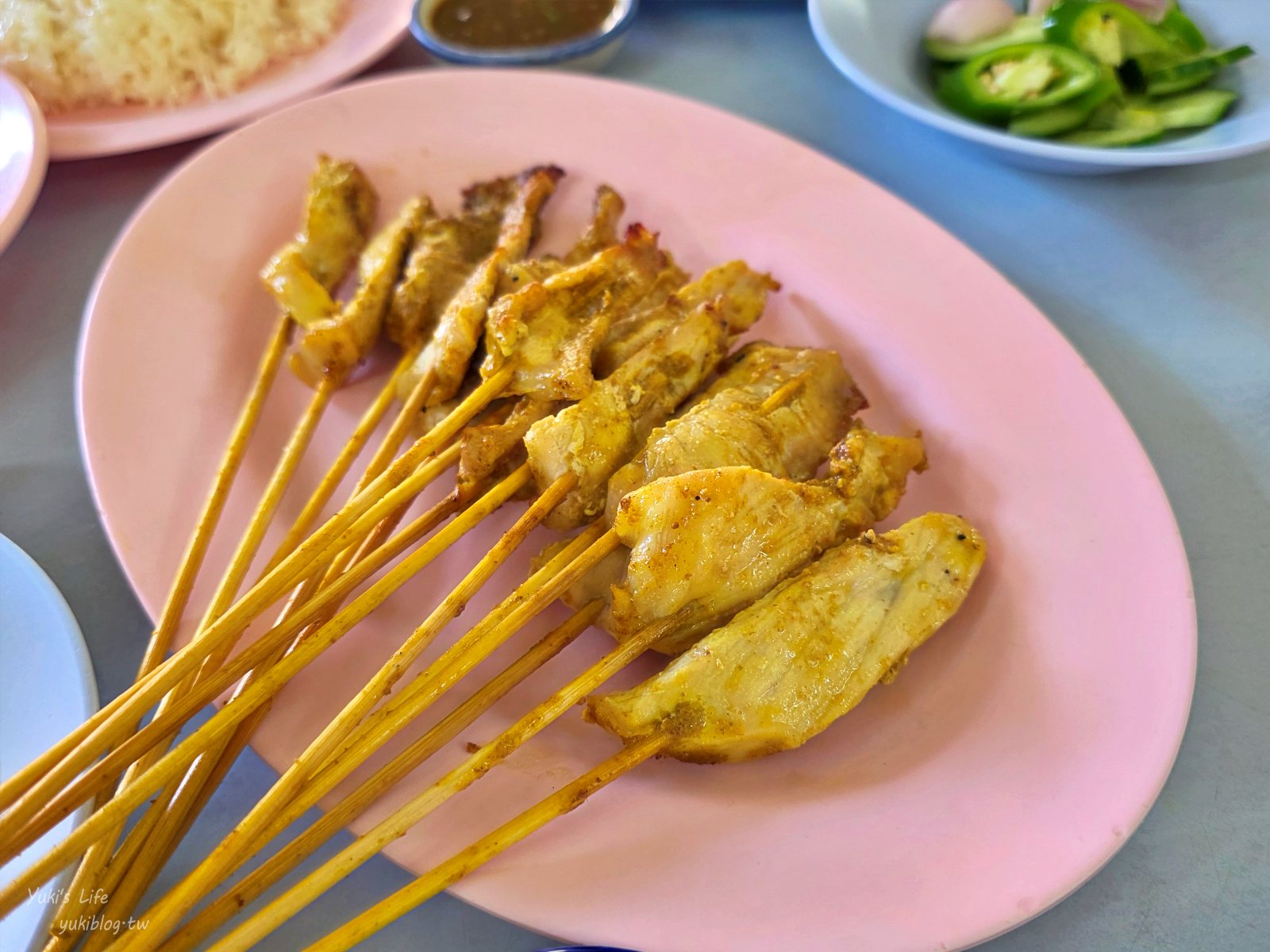 20260313151009_0_142213 清邁古城區美食｜發清海南雞飯(Kiat Ocha)：在地人也愛！懷舊氛圍品嚐道地泰式小吃