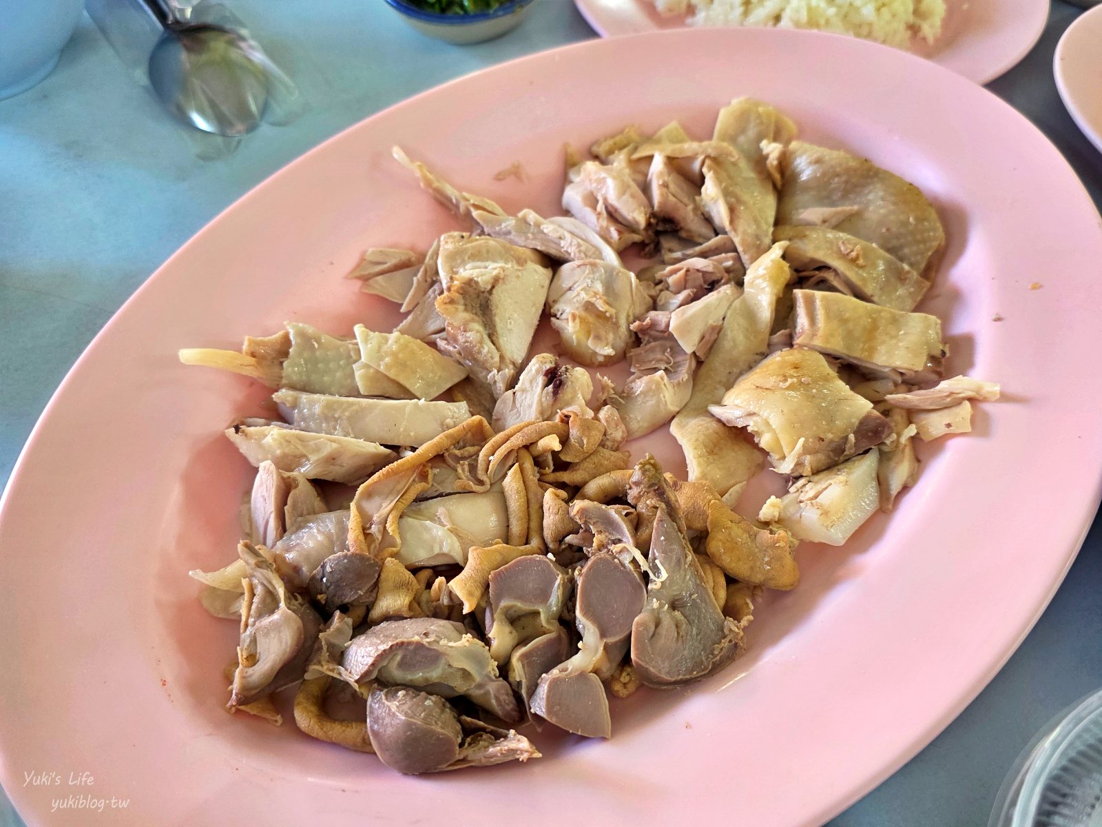 20260313151020_0_ab78dd 清邁古城區美食｜發清海南雞飯(Kiat Ocha)：在地人也愛！懷舊氛圍品嚐道地泰式小吃