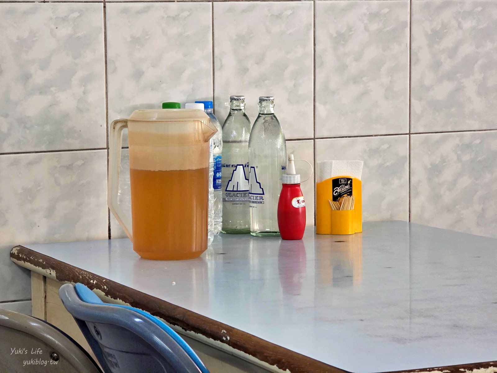 20260313151021_0_3ffc12 清邁古城區美食｜發清海南雞飯(Kiat Ocha)：在地人也愛！懷舊氛圍品嚐道地泰式小吃