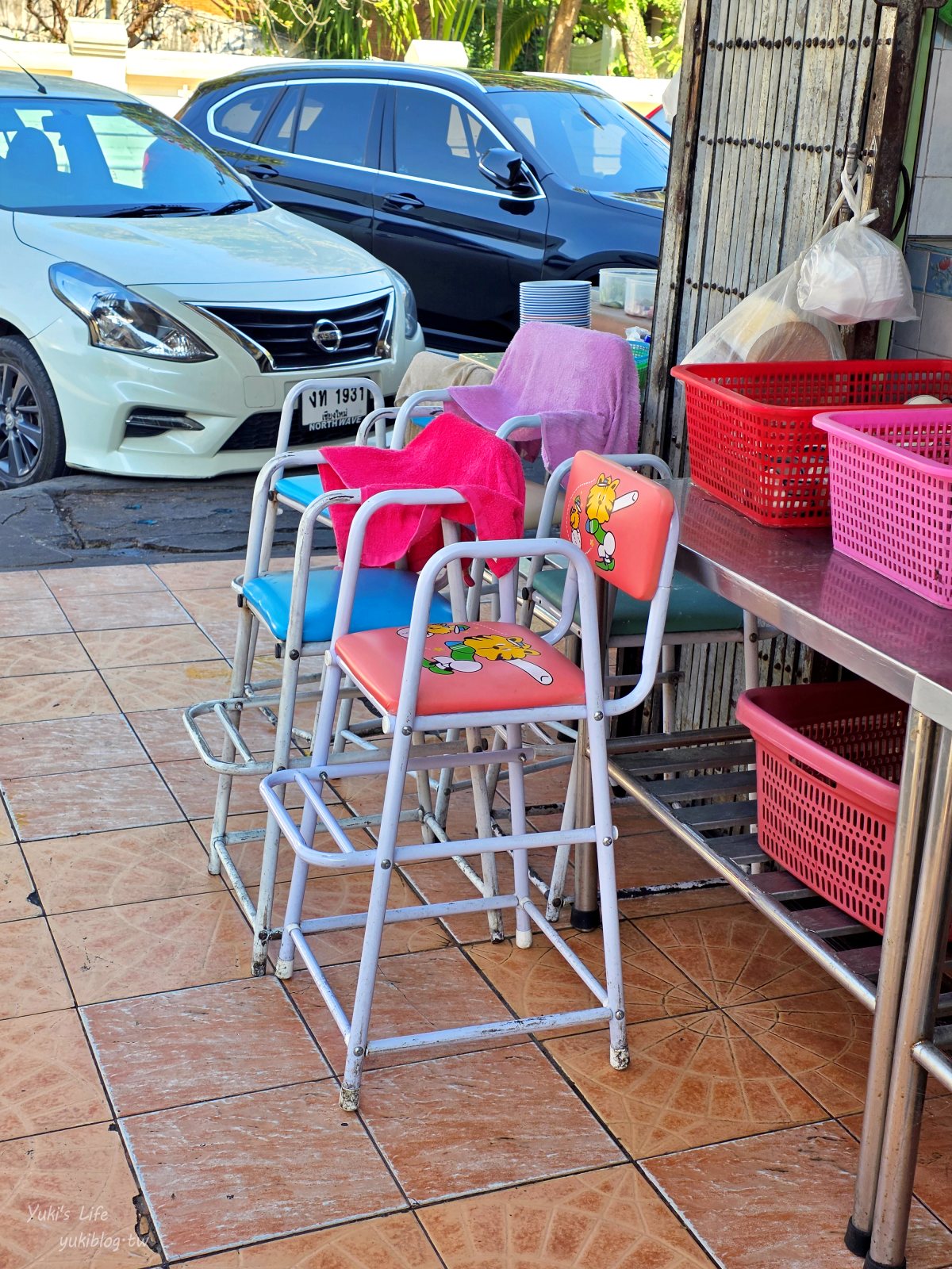 20260313151030_0_aaa520 清邁古城區美食｜發清海南雞飯(Kiat Ocha)：在地人也愛！懷舊氛圍品嚐道地泰式小吃