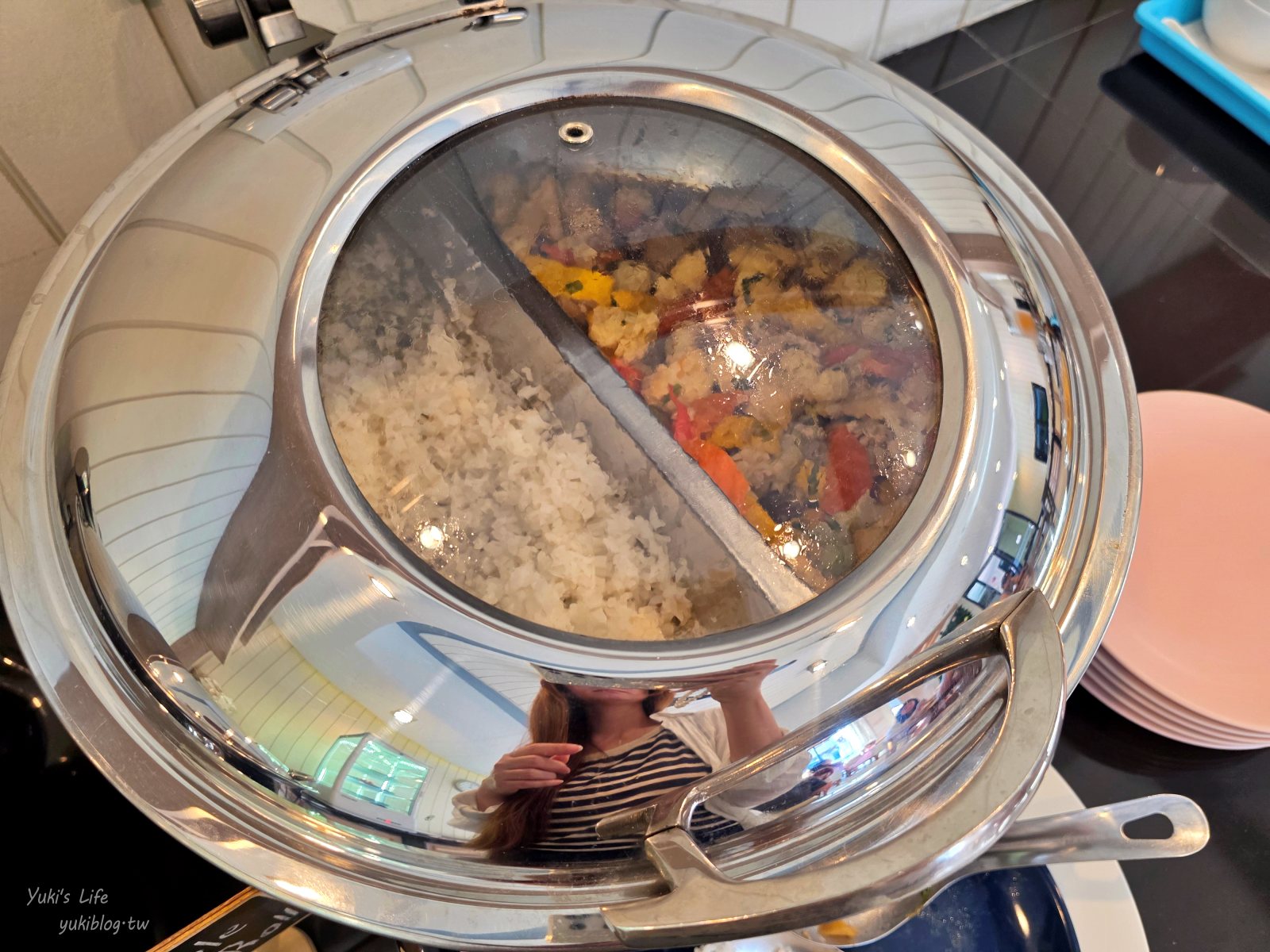 20260429204048_0_2f13b9 清邁老城區平價飯店：De Sripoom Hotel，近夜市不到2千元含早餐！游泳池健身房都有超chill