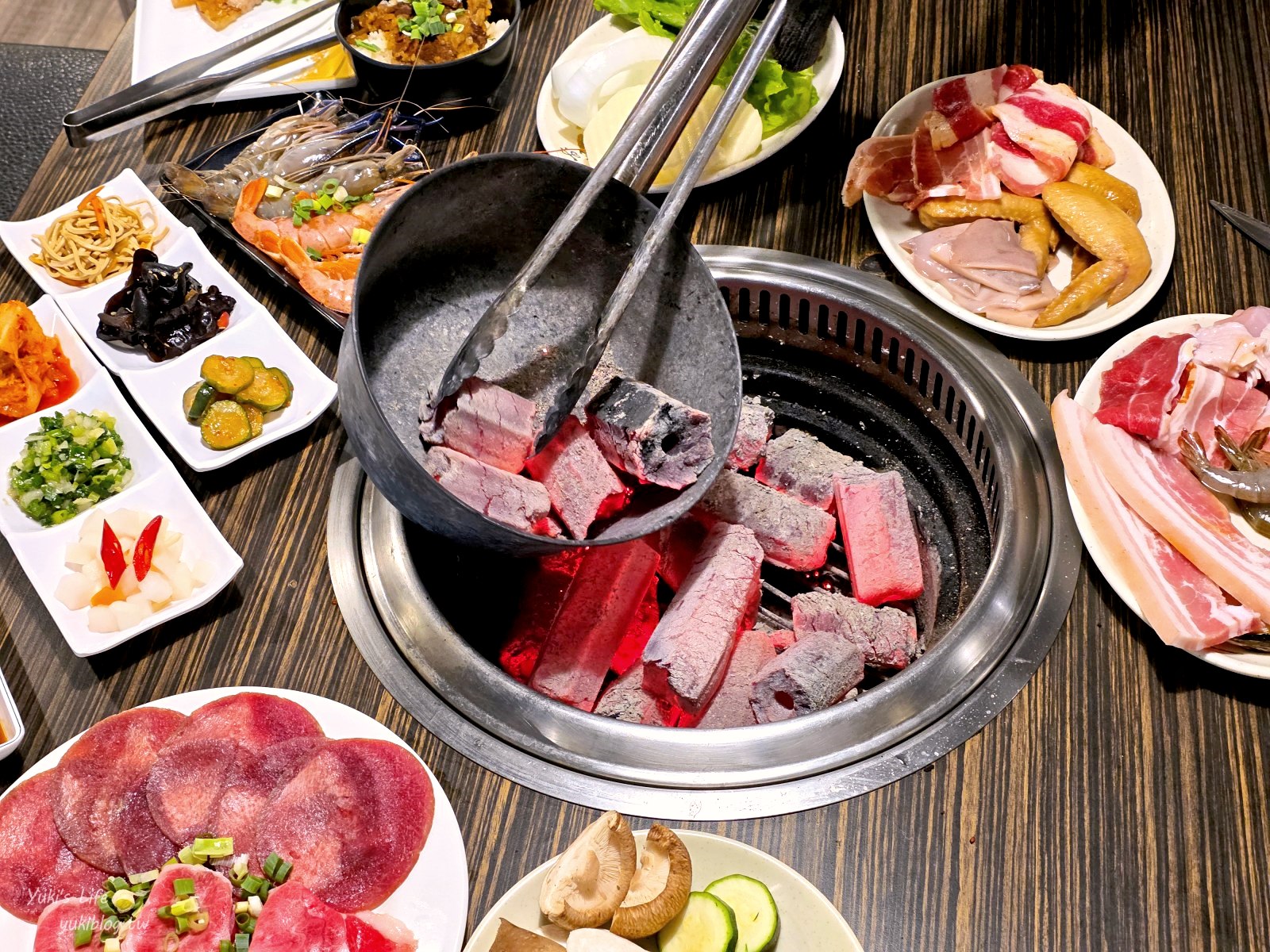 20260522214516_0_c57b5d 宜蘭平價吃到飽推薦「天滿燒肉」炭火烤肉$399起、大口吃肉自製牛丼、還有專屬停車場!
