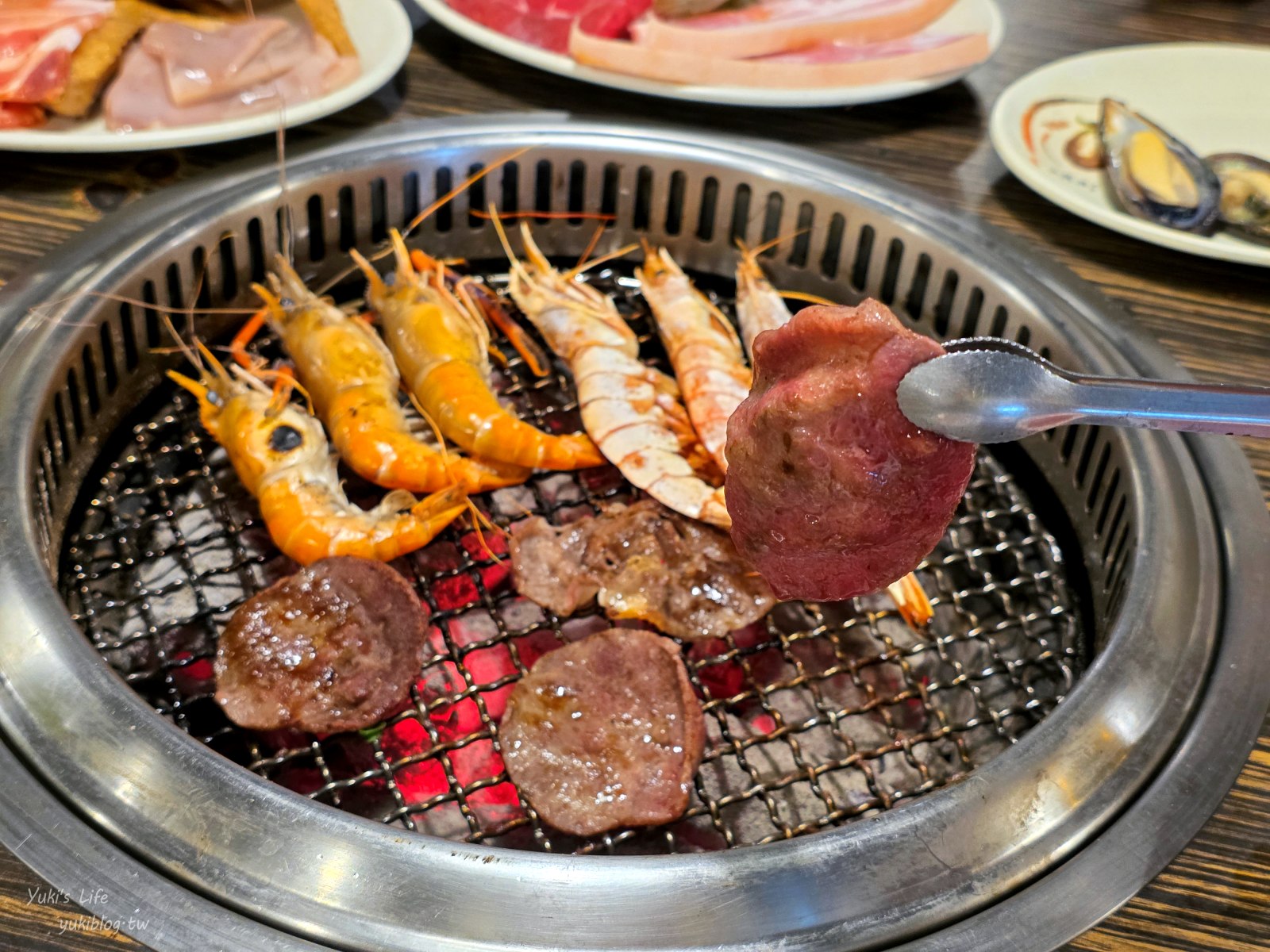 20260522214649_0_69c063 宜蘭平價吃到飽推薦「天滿燒肉」炭火烤肉$399起、大口吃肉自製牛丼、還有專屬停車場!