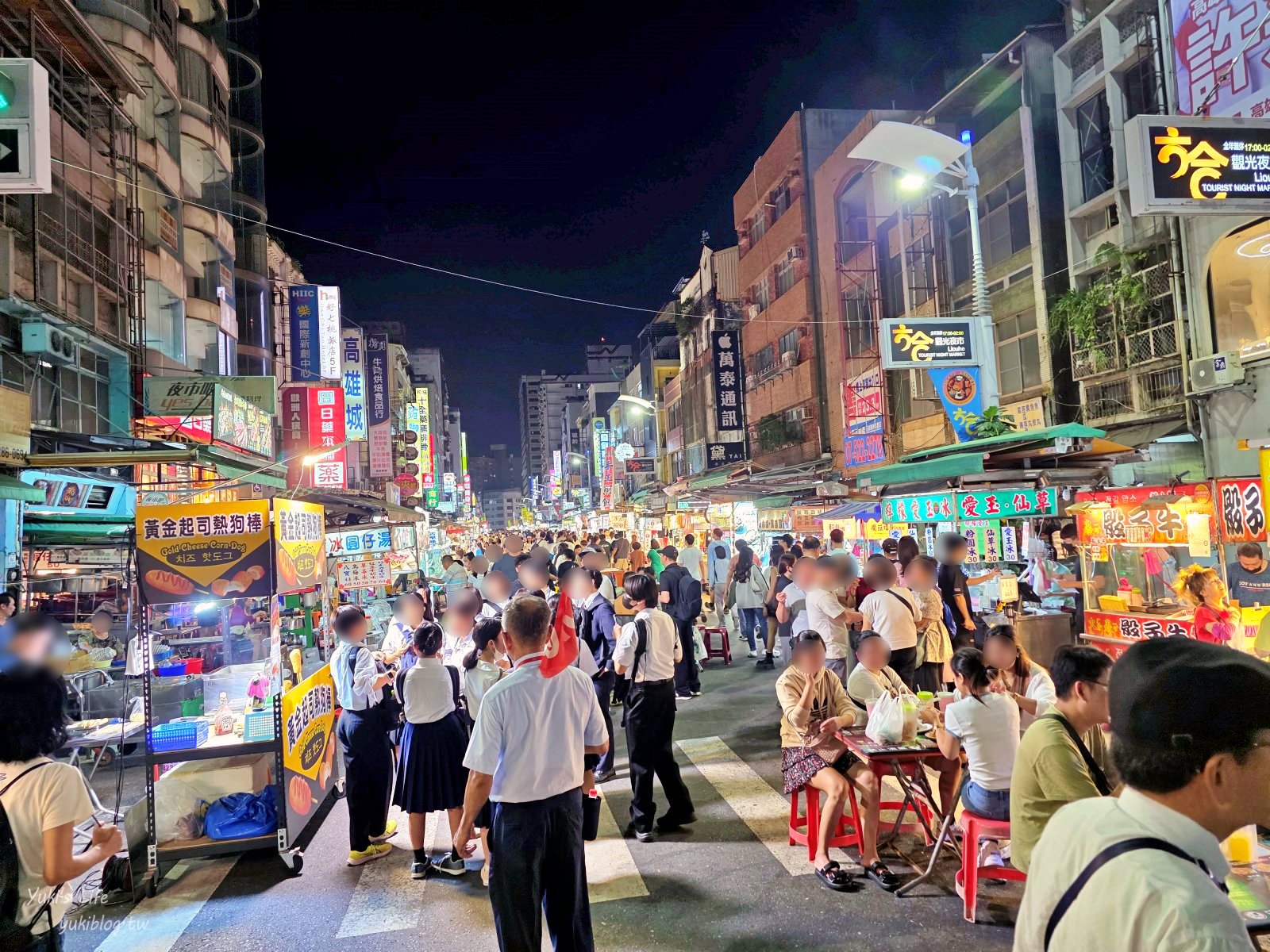 20261030003321_0_056fcf 【高雄美食】六合夜市3家美食名單：芋頭排骨酥湯、香脆蚵仔煎、無骨排骨酥，每天都有營業好方便～