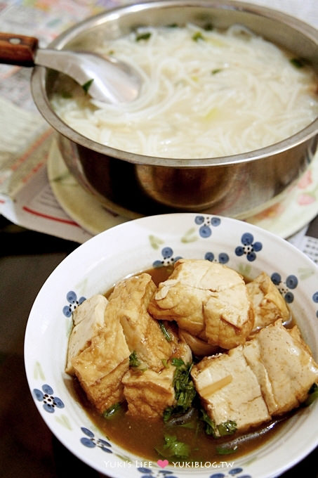 樹林美食/樹林夜市早餐推薦【超人氣米粉湯 & 樹林農會旁小籠包】  米粉湯在NET前.油豆腐也是一絕 - yuki.tw