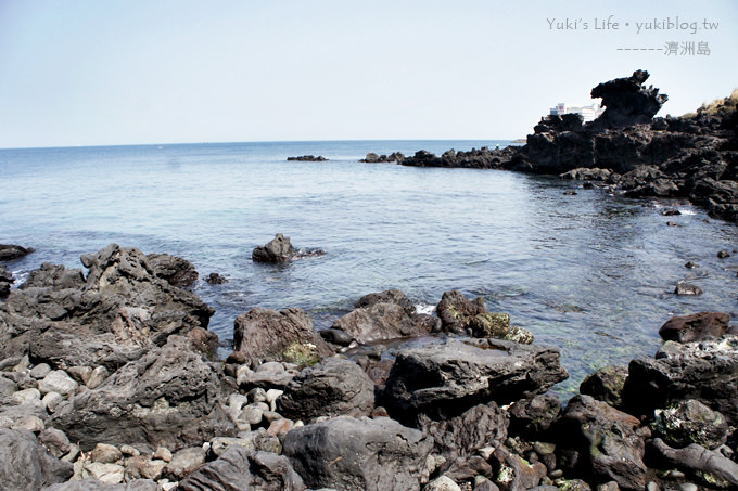 韓國濟洲島旅行【龍頭巖】天海一色.大家來找找傳說中的巨龍吧！ - yuki.tw