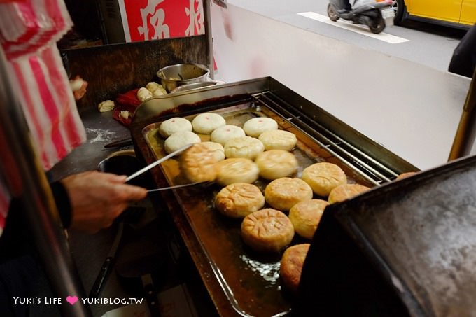 樹林美食【好吃餡餅】電話預約免排隊、在地才知道要點半肉半菜、紅豆餅也是一絕 @樹林火車站 - yuki.tw