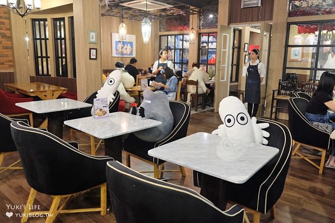 DSCF5595 曼谷親子自由行【嚕嚕米主題餐廳Moomin Cafe】玩偶輪流坐檯的可愛餐廳(暹羅站Siam Center百貨)