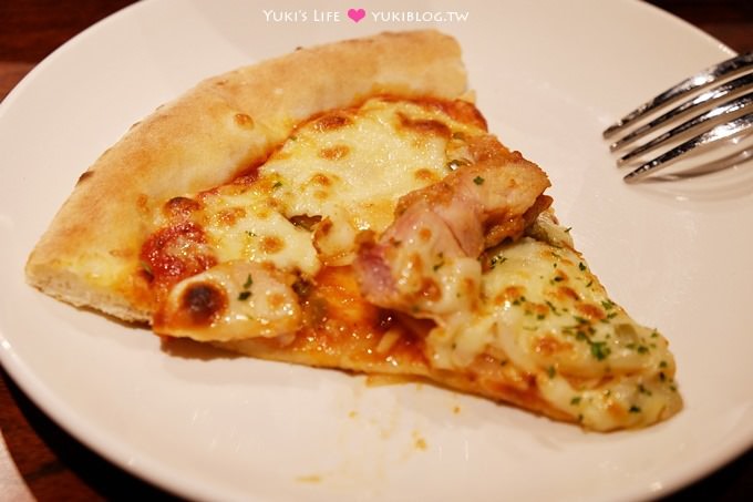 板橋府中站美食【薄多義BITE 2 EAT】pizza、炸物、蛋糕都好好吃！＠誠品生活館 - yuki.tw