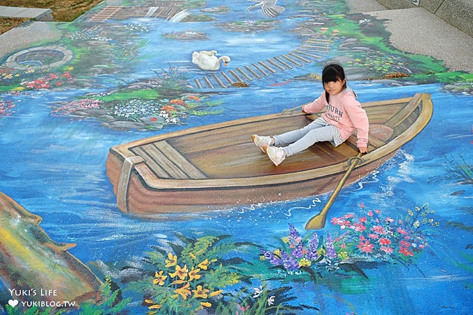 台中免費親子景點【梧棲頂魚寮公園】鯨魚溜滑梯×3D海洋立體彩繪×兒童迷宮花園~打卡野餐好去處 - yuki.tw