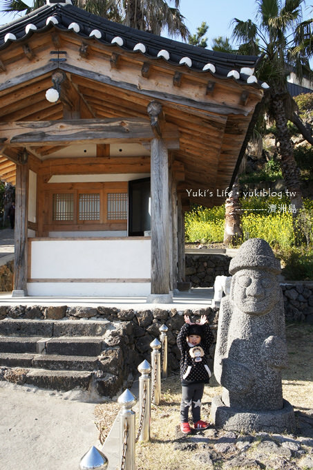 8677166662_cedd3e7e5b_o 韓國濟洲島旅行【藥泉寺】濟洲最大的寺廟.天海一線真美!