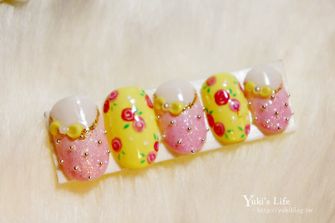 [光療美甲]板橋‧花季美甲Queeny Nail ~ 春天的玫瑰小花+黃色粉雕蝴蝶結 ❤ - yuki.tw