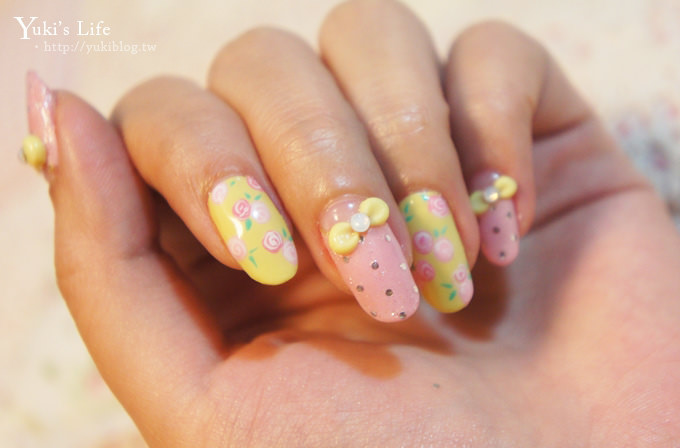 [光療美甲]板橋‧花季美甲Queeny Nail ~ 春天的玫瑰小花+黃色粉雕蝴蝶結 ❤ - yuki.tw