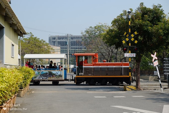 彰化免費親子景點【溪湖糖廠鐵道文化園區】吃冰坐火車餵魚趣×大草皮沙坑野餐好去處 - yuki.tw